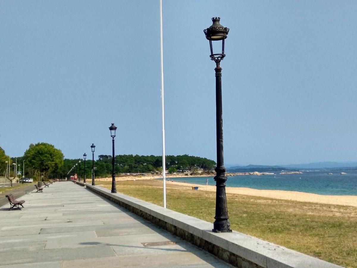 Appartamento Rías Baixas en Ribeira piso céntrico con parking y wifi Esterno foto