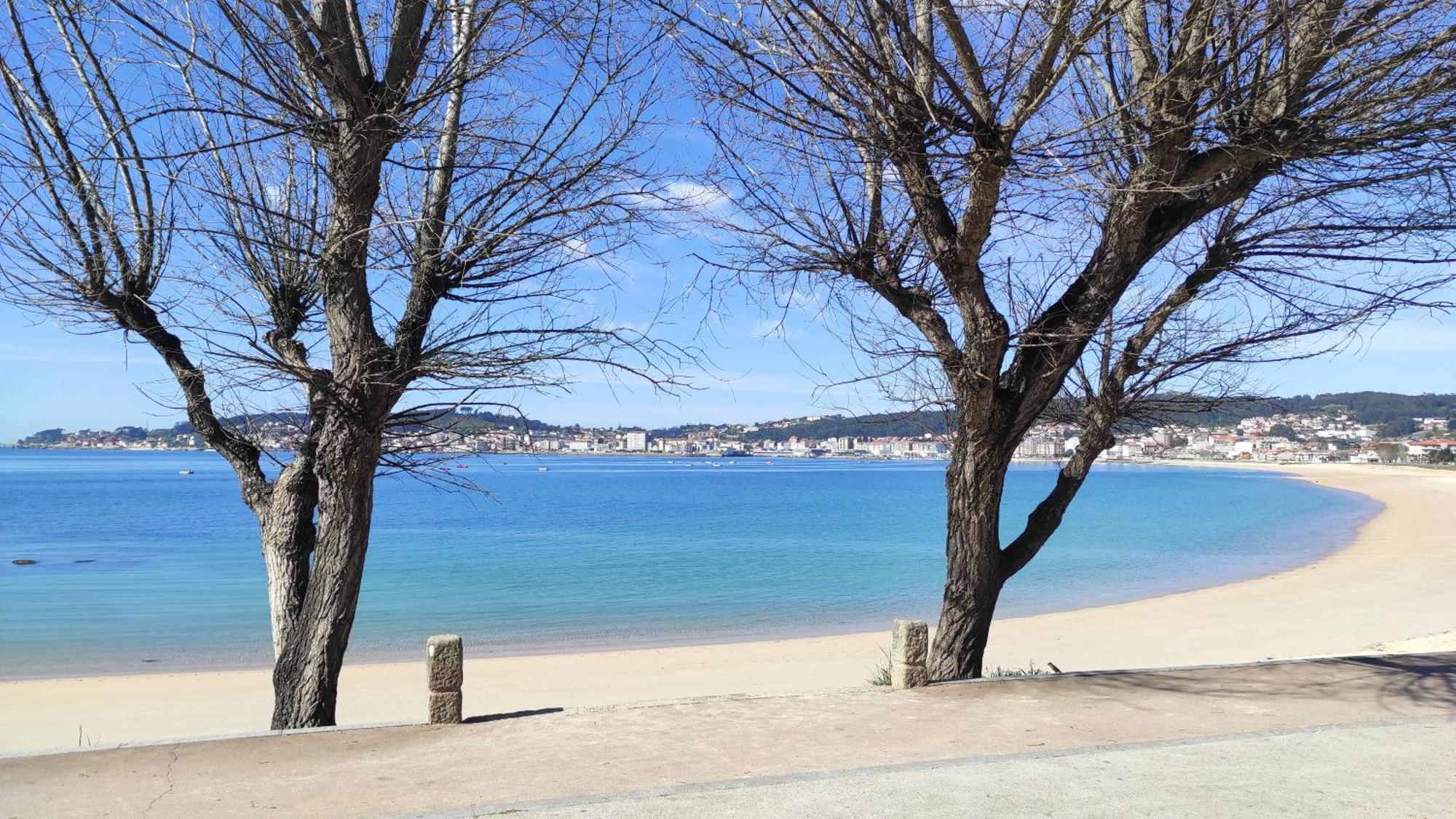 Appartamento Rías Baixas en Ribeira piso céntrico con parking y wifi Esterno foto