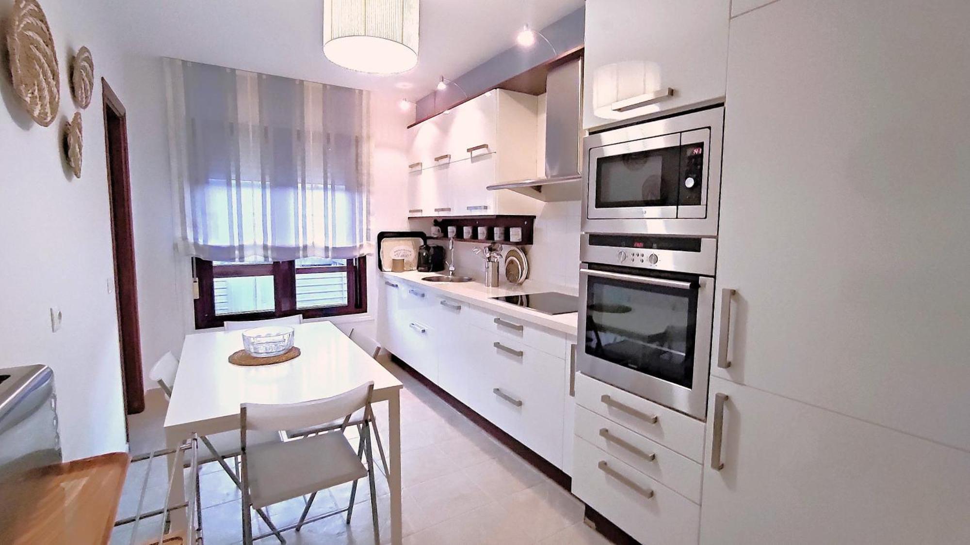 Appartamento Rías Baixas en Ribeira piso céntrico con parking y wifi Esterno foto